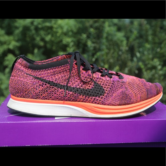 Nike Flyknit Racer Acia Berry Size 13 - Picture 2 of 10